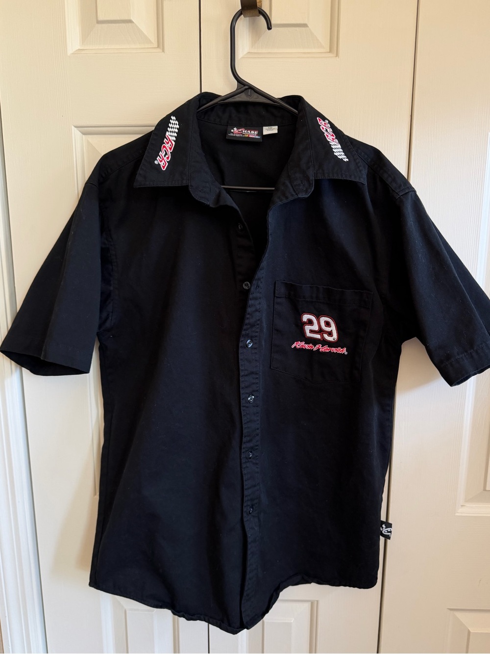 Chase Authentics Black Short-Sleeve Button-Down. #29 Kevin Harvick BUD BEER